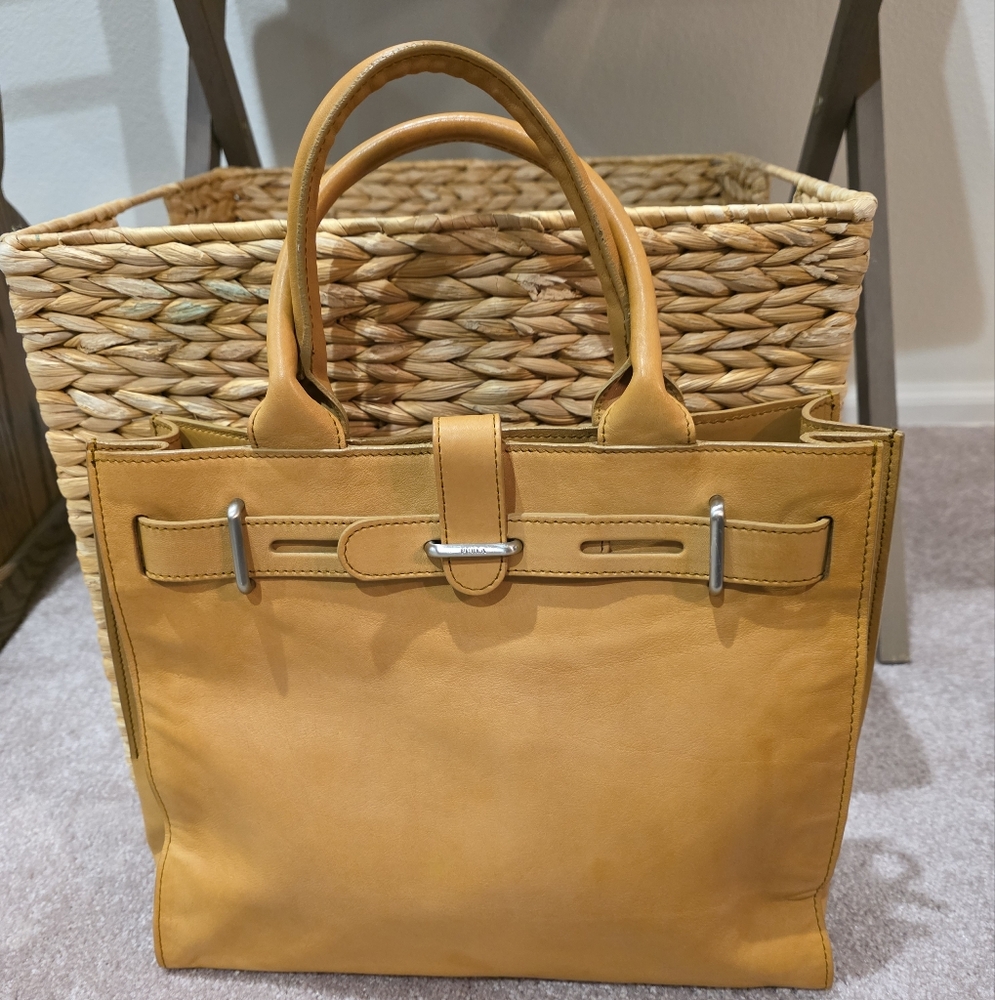Furla Greta Collector Condition In tan leather
